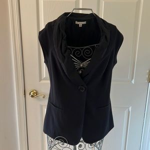 Super fun Cabi vest